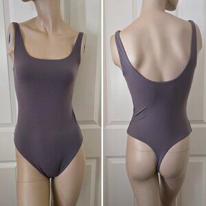 Auden Luxury Collection Seamless Bodysuit SZ M Mauve Gray